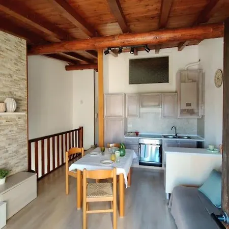 Puegnago Loft Living Apartman Raffa